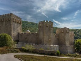 ДОНЖОН КУЛА ДЕСПОТА СТЕФАНА: Неосвојива утврда Манасије