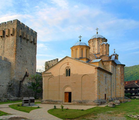 ТАЈНЕ МОРАВСКЕ СРБИЈЕ: Свети ратници манастира Манасије ТАЈНЕ МОРАВСКЕ СРБИЈЕ