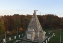 СПОМЕНИК НА ГУЧЕВУ КРИЈЕ ПРИЧУ О ХРАБРОЈ РУСКИЊИ: Била је у рову раме уз раме са српском војском, на њеном гробу исписани су потресни стихови! СПОМЕНИК НА ГУЧЕВУ