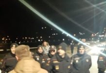 (ВИДЕО) МИЛО ПРЕД КОЛАПСОМ: Опкољене полицијске станице, летеле ракете на жандармерију
