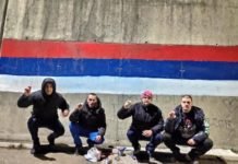 (ФОТО) НАРЕЂЕЊЕ: Директор Гимназије у Бијелом Пољу ЗАБРАЊУЈЕ ученицима да иду на литије