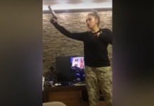 (ВИДЕО) ОВАКВИМА СМЕТАЈУ ЛИТИЈЕ: „Црногорка“ са пиштољем и орлом Велике Албаније