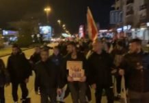 И ТОПЛИЦА БРАНИ СВЕТИЊЕ: Стефан и Слободан пешке кренули на пут дуг 400 км како би подржали одбрану манстира