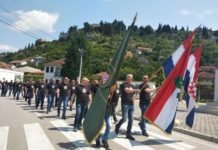 (ФОТО) ЕКСТРЕМИСТИ ИЗ ФЕДЕРАЦИЈЕ СТАЛИ УЗ „КОМИТЕ“ ИЗ СПУЖА