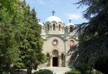 СТАДИОН ВАЖНИЈИ ОД ЦРКВЕ: Хтели да сруше задужбину српских добротвора због „режимског тима“ СТАДИОН