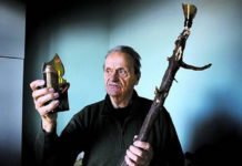 СРБИНА НА KОСОВУ НАБИЛИ НА КОЛАЦ ОД СТАКЛЕНЕ ФЛАШЕ: Комунистичка власт тврдила ДА СЕ САМ ПОВРЕДИО! (ВИДЕО) СРБИНА НА KОСОВУ