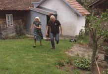 Љубица са (95) ради, трчи, свира и шали се песмом на свој рачун: “Матора сам, матора, али волим да живим” Љубица са (95) ради, трчи, свира и шали се