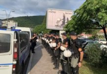 Тортура режимске полиције и потпуна опсада Будве: Полиција БЛОКИРАЛА улаз у град Тортура режимске полиције
