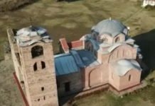 ДА ЛИ ЗНАТЕ ЗАШТО ЗВОНА НА ХРИШЋАНСКИМ ЦРКВАМА ЗВОНЕ У ПОДНЕ? За све је заслужан Београд и догађај из 1456. године СРПСKА СВЕТИЊА СТАРИЈА ОД НОТР ДАМА