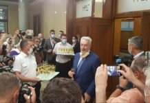 Кривокапић: Подижем чашу, целокупна Црна Гора је победила (ВИДЕО) Црна Гора је победила