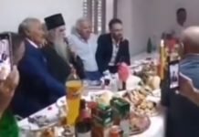 Амфилохије у Кучима запевао о Косову (ВИДЕО)