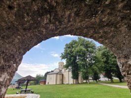 СРПСКО БЛАГО У РАШКОЈ: Манастир подигнут пре Немањића у којем су археолози пронашли право благо! СРПСКО БЛАГО У РАШКОЈ