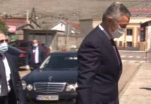 НАЈНОВИЈА ВЕСТ: Покренута званична иницијатива за смену Мила Ђукановића МИЛОВ ЛУKСУЗ