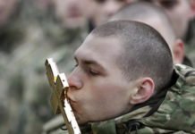 KО СУ СРПСKА БРАЋА ПО БОЖИЋУ? Милиони православних верника широм света прослављају празник рођења Христовог!