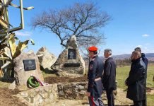 Делегација Монархистичког фронта одала почаст жртвама НАТО агресије Делегација Монархистичког фронта