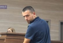 “НЕ ОСЕЋАМ СЕ КРИВИМ!“ Ристо Јовановић изашао из притвора у Митровици