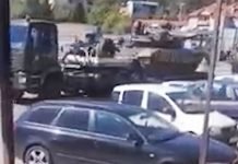 ТЕНКОВИ ВОЈСКЕ СРБИЈЕ НА ПУТУ ЗА ЈАРИЊЕ? Погледајте колону оклопњака која је кренула из Рашке (ВИДЕО)