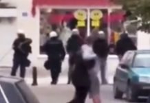 (ВИДЕО) Мушкарац провоцирао кордон полиције, а онда је добио шок-бомбу! кордон полицијe