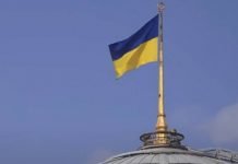 Зеленски „одушевио“ грађане: Украјинци ће се по новом закону бранити сами