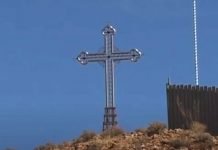 (ВИДЕО) СРПСКА ЦРКВА ИСПОД АУСТРАЛИЈСКЕ ПУСТИЊЕ: Јединствени споменик светске арихитектуре који се налази под земљом, на другом крају света!