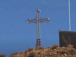 (ВИДЕО) СРПСКА ЦРКВА ИСПОД АУСТРАЛИЈСКЕ ПУСТИЊЕ: Јединствени споменик светске арихитектуре који се налази под земљом, на другом крају света!