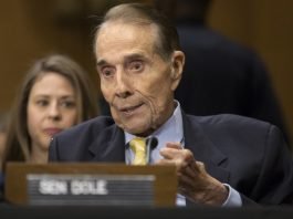 ПРЕМИНУО БОБ ДОЛ: Велики албански лобиста умро у 98. години