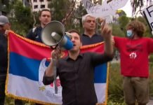 (ВИДЕО) ВРЕЂАЈУ НОВАКА, А ПОДРЖАВАЈУ ИЗБЕГЛИЦЕ: Срби револтирани, интервенисала полиција